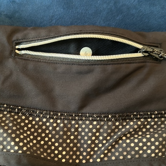 RARE Lululemon reflective special edition speed shorts 6 - Picture 8 of 12